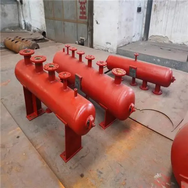 弓长岭分集水器安装高度